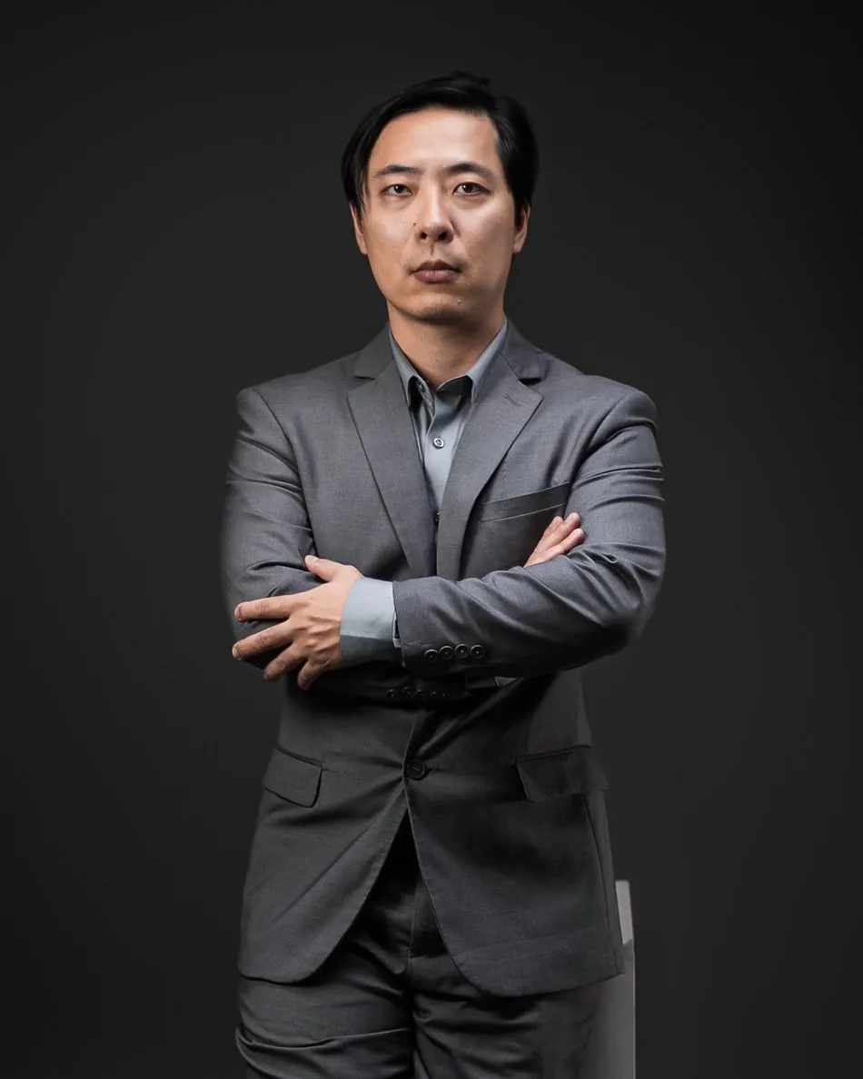 Dr. Alan Handa, diretor da Clínica Charmant
